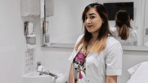 Picture of Sanna Mirza in a beauty therapy room