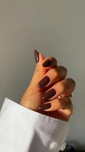 brown nails