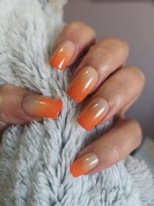 ombre orange nails